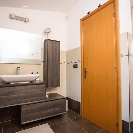 Casa Di Marco E Kaila Pensión 4*