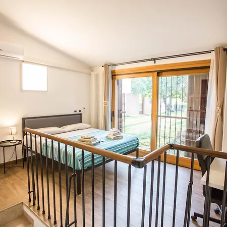 Πανσιόν Casa Di Marco E Kaila 4*