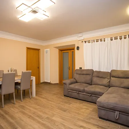 Πανσιόν Casa Di Marco E Kaila Tavullia