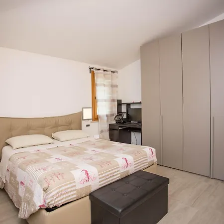 Casa Di Marco E Kaila 4* Tavullia